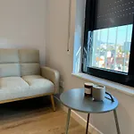 Modern At Διαμέρισμα